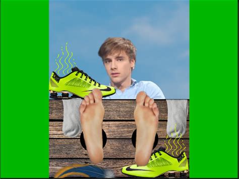 Maciej Musial: Tickle Game by ticklerAnim .